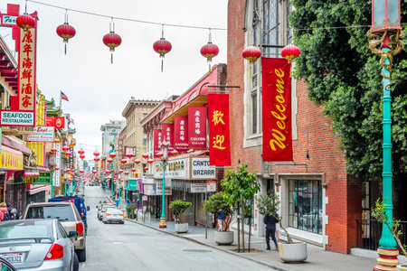 SAN FRANCISCO USA MAY 182015 San Francisco Chinatown is the largest to Chinatown outside of Asia as well as The oldest Chinatown in North America.のeditorial素材