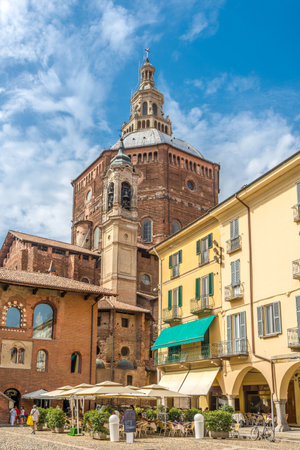 PAVIA,ITALY - SEPTEMBER 1,2015 - View at the cathedral from Piazza della Vittoria in Pavia.Pavia is the capital of the fertile province of Pavia known for agricultural products.のeditorial素材