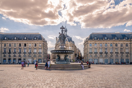 BORDEAUX,FRANCE - AUGUST 31,2016 - Place of Bourse with fountain Three Graces in Bordeaux. Bordeaux is the worlds major wine industry capital.のeditorial素材