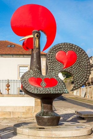 BARCELOS, PORTUGAL - MAY 14,2017 - View at the City symbol of Barcelos. The symbol is a rooster, in Portuguese called Galo de Barcelos (Rooster of Barcelos).のeditorial素材