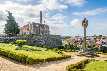 BARCELOS, PORTUGAL - MAY 14,2017 - View at the ruins of Paco dos Condes in Barcelos. The symbol is a rooster, in Portuguese called Galo de Barcelos (Rooster of Barcelos).のeditorial素材