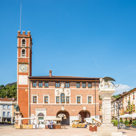 MAROSTICA,ITALY - SEPTEMBER 12,2021 - View at the Castle place with statue Venetian Lion with Doglione Palace in Marostica. Marostica is a town and comune in the province of Vicenza, Veneto, northern Italy.のeditorial素材
