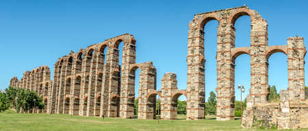 Panoramic view at the ancient Roman Miracali Aqueduct in Merida - Spainの写真素材
