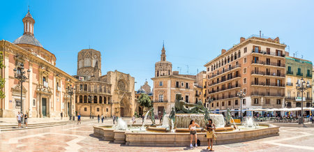 VALENCIA,SPAIN - MAY 28,2022 - View at the Fountain of Turia ,Cathedral and Basilica of Our Lady at Virgin square of Valencia. Valencia is also the capital of the province of the same name.のeditorial素材