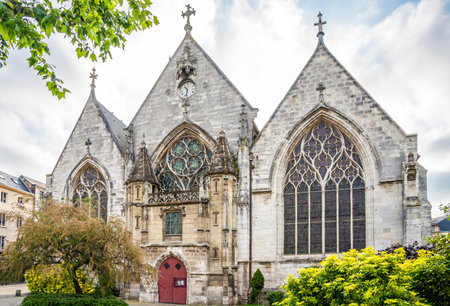 View at the Church of Saint Vivien in the streets of Rouen - Franceの写真素材