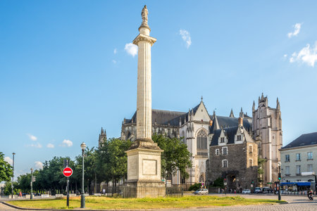 NANTES,FRANCE - JUNE 1,2023 - View at the Column War monument in the streets of Nantes. Nantes is a city in Loire-Atlantique on the Loire, 50 km (31 mi) from the Atlantic coast.のeditorial素材