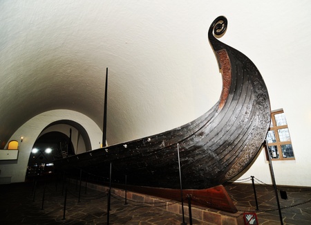Oslo, Norway - 18 Dec, 2011: Viking ship on display at the Viking Ship Museum (Vikingskipshuset) in Osloのeditorial素材