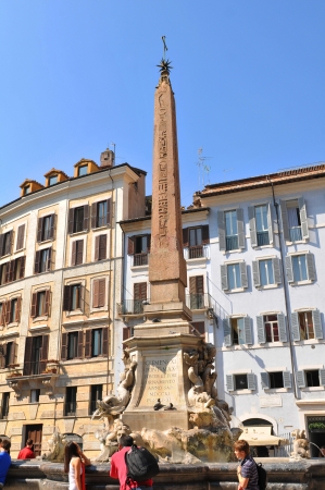 Rome, Italy - 29 March, 2012: Tourists sightseeing Piazza della Rotonda, major touristic attraction in the historic centre of Romeのeditorial素材