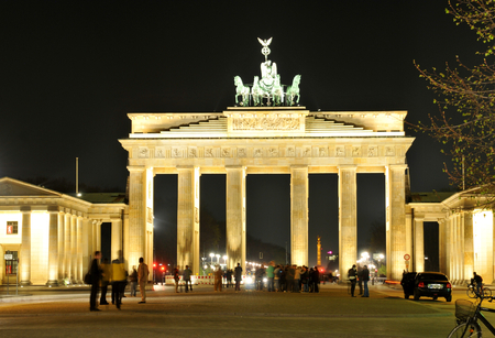 Night view of the Brandenburg Gate in Berlin, Germanyのeditorial素材