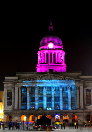 NOTTINGHAM, UK - APRIL 1, 2015: The iconic building of the Nottingham Council House overlooks the Old Market Squareのeditorial素材