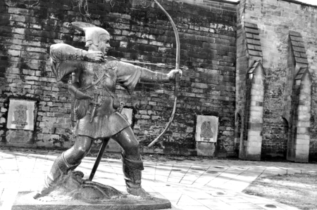 NOTTINGHAM, UK - APRIL 1, 2015: Architectural detail of the castle in Nottingham with Robin Hood statueのeditorial素材