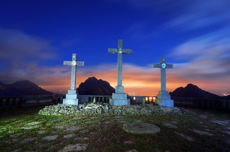 via crucis in Urkiola at nightの写真素材