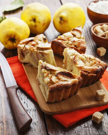 Fruit pie with quince on the tableの写真素材