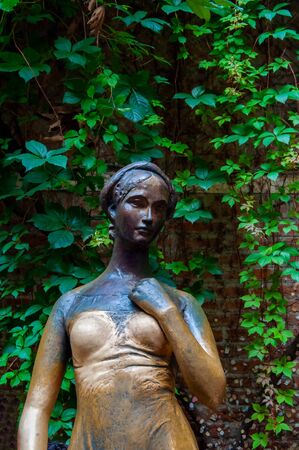 Verona Italy June 10. 2019 Beautiful Juliets statueのeditorial素材
