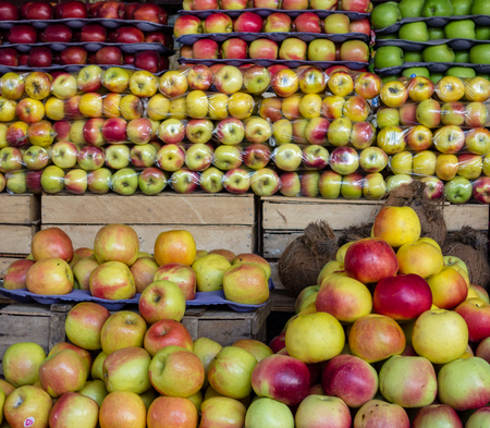 Apples for sale at a market in Amsterdamのeditorial素材