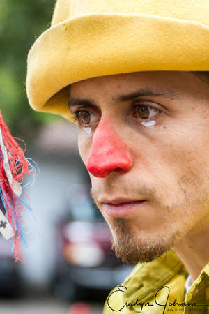 Cuenca, Ecuador / June 21, 2014: Clown in yellow costume entertains childrenのeditorial素材