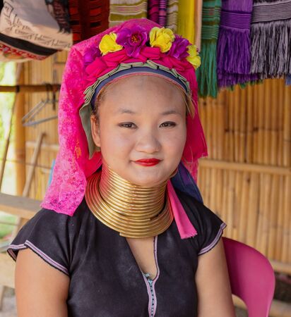 Bangkok, Tahiland - 2019-03-03 - Karen Long Neck Woman In Portraitのeditorial素材