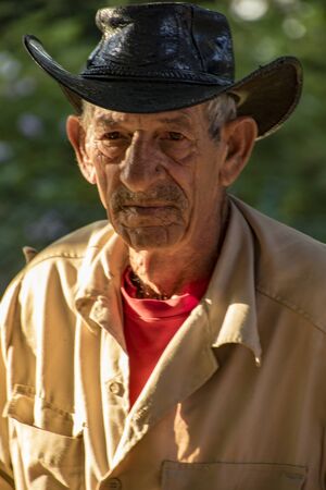vinalis, Cuba Nov 23, 2017 - Closeup of a Cuban cowboy on horsebackのeditorial素材