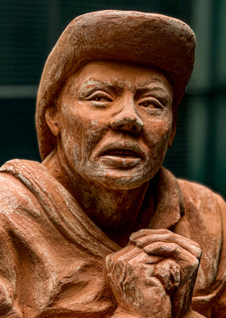 La Oaz, Bolivia, 01162023 - Statue of an indigeonous Bolivian peasant.のeditorial素材