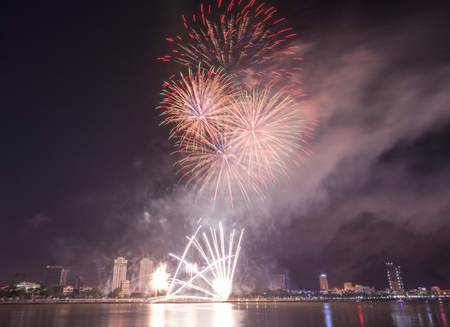 DIFF (Da Nang International Fireworks Festival 2017) Vietnam Jun 2017.のeditorial素材