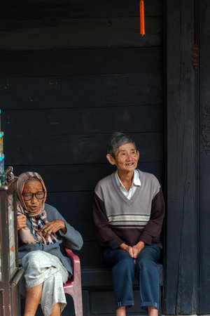 People in the streets of Hoi An ancient townのeditorial素材