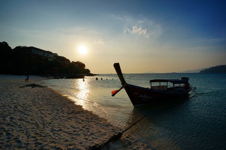 Sunset at Lipe island, Thailandの素材