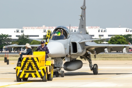 BANGKOK - MARCH 23:"Breitling Jet Team Under The Royal Sky" Breitling Team and Rayal Thai Air Force Air Show at Donmueang Bangkok Thailand  in March 23, 2013 のeditorial素材