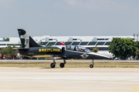 BANGKOK - MARCH 23:"Breitling Jet Team Under The Royal Sky" Breitling Team and Rayal Thai Air Force Air Show at Donmueang Bangkok Thailand  in March 23, 2013 のeditorial素材