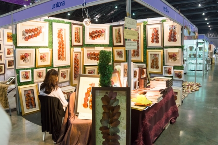 Bangkok, Thailand - October 23, 2013  The exhibition feature OTOP products from all over the country , you can buy each regional products in special price such as rice and grains, organic products, organic herbal, tea, juice, healthy product のeditorial素材