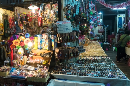 Samutsongkhram, Thailand- January 4, 2014: Unknown seller who sells souvenirs, a traditional Thai at Amphawa Floating market, the most popular floating market in Thailand. のeditorial素材
