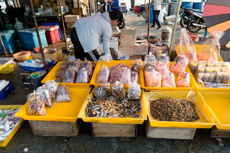 Famous Fish Market  As Ang Sila is a coastal town, fishing is a major occupation, sea food both fresh and cooked are popular draws  のeditorial素材