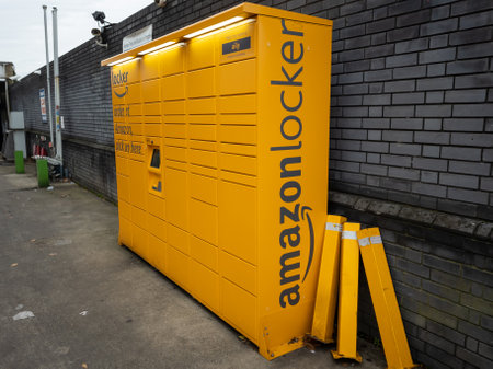London. UK. 01.13.2021. A self service locker of the American e-commerce multinational Amazon.のeditorial素材