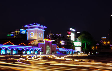 traffic time-lapse near Ben Thanh market, Saigon, Vietnamのeditorial素材