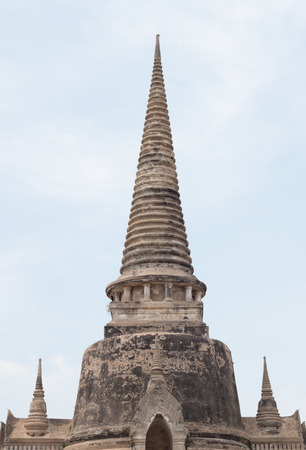 pagoda at wat yai chaimongkol templeの写真素材