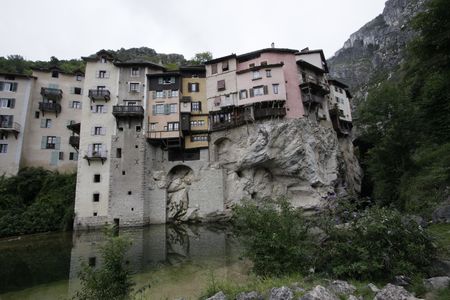 few of suspended house in pont en royan ( isere )の写真素材