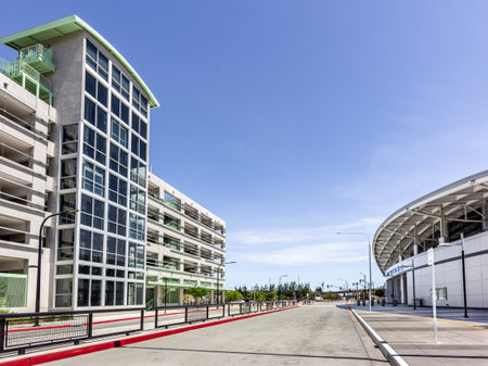 San Jose, CA â June 14, 2020: â Landscape view from Milpitas BART station entrance & parking under the sunny daylight.のeditorial素材
