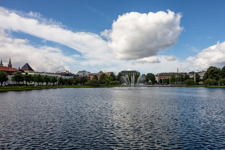 The fountain in a lake Lungegardsvannet in Bergen, Norwayの写真素材