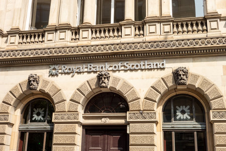 GLASGOW, SCOTLAND - JULY 31, 2019: Very old building of the Royal Bank of Scotland with historical arcs at Gordon Street, Glasgowのeditorial素材