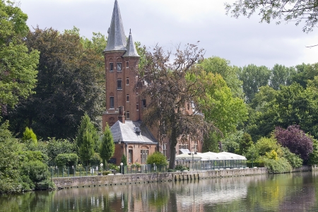 Castle at the Minnewater in Bruges, Belgium のeditorial素材