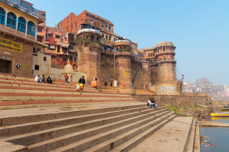 VARANASI, INDIA - DEC 23, 2014: Sankatha Ghat  in Varanasi on the Ganges River. Uttar Pradesh. Varanasi  is the holiest of the seven sacred cities in Hinduism and Jainism.のeditorial素材