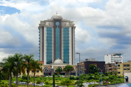 Kuching, Malaysia - Dec 30, 2015: Islamic Complex (Kompleks Islam Sarawak) in Kuching. Sarawak. Borneoのeditorial素材