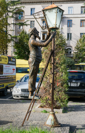 Tbilisi, Georgia - September 25, 2016: Statue of lamplighter on Baratashvili avenueのeditorial素材