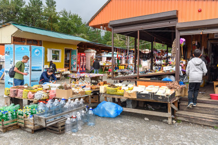 Arshan, Russia - August 16, 2017: On the Local Market in village Arshan. Buryatiaのeditorial素材