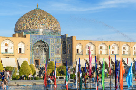 Isfahan, Iran - March 21 2018: Sheikh Lotfollah Mosque in eastern side of Naghsh-e Jahan Squareのeditorial素材