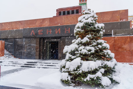 Moscow, Russia - January 31, 2018: Lenin's Mausoleum on the Red Square in snowfall in winterのeditorial素材