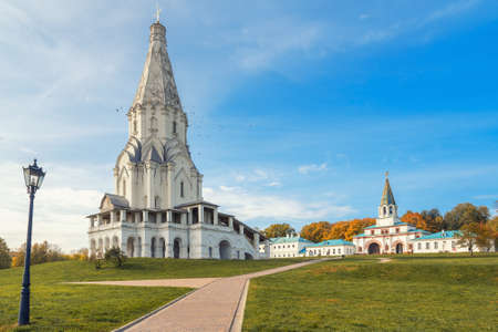 View of Church of the Ascension and architectural complex in Kolomenskoye on autumn day. Moscow. Russiaの写真素材
