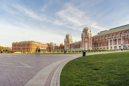 Moscow, Russia - October 05, 2020: Grand Palace and the Bread House in Tsaritsyno Park on autumn dayのeditorial素材