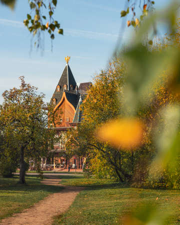 Moscow, Russia - October 5, 2020: Wooden palace of Tsar Alexei Mikhailovich in Kolomenskoye park on autumn dayのeditorial素材