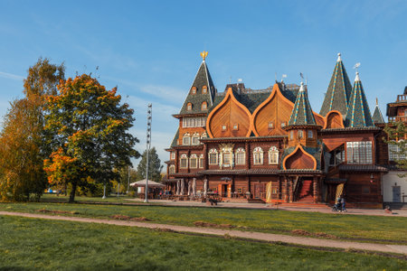 Moscow, Russia - October 5, 2020: Wooden palace of Tsar Alexei Mikhailovich in Kolomenskoye park on autumn dayのeditorial素材