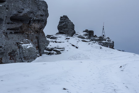Rocks on the top of Mount Alenga. Southern Demerdzhi in snow and ice early spring. Crimeaの写真素材